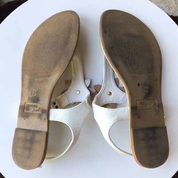 ✨3/$20✨ Madeline Stuart Flower Sandals Size 7 1/2 - Picture 4 of 4